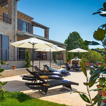 Casa de Férias Nikolina *