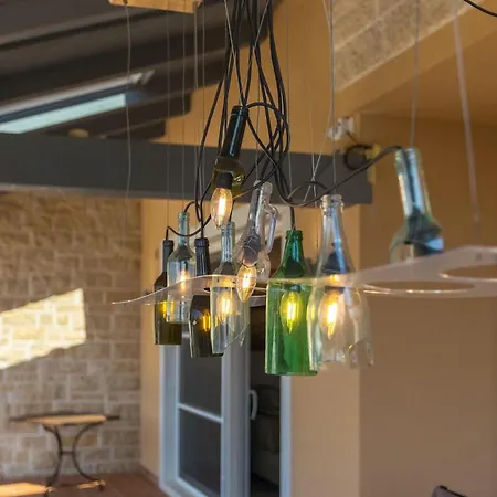 Nikolina Casa de Férias *