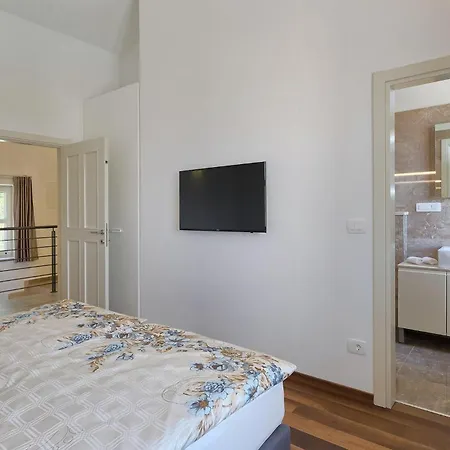 Tatil Evi Nikolina