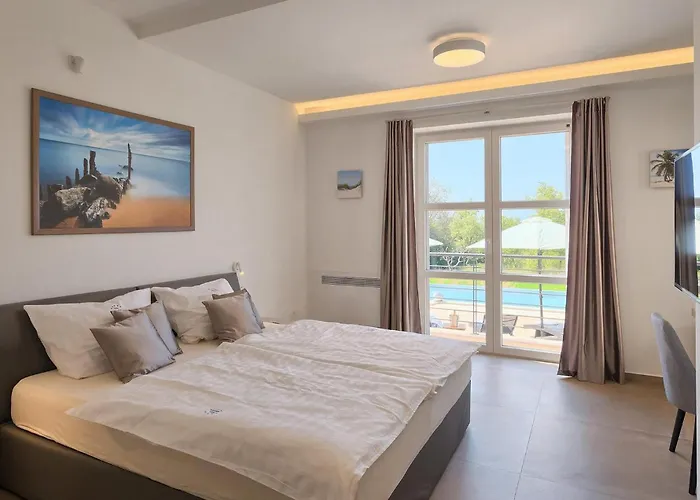 Nikolina * 포레치