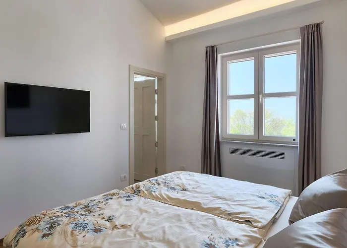 펜션 Nikolina 포레치